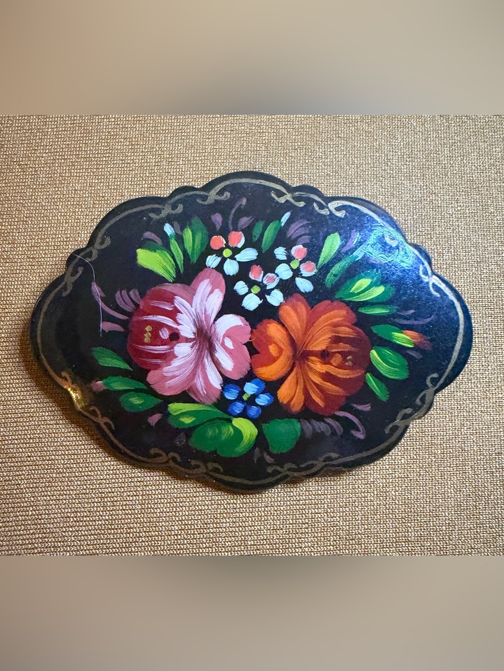 Vintage Signed Russian Lacquer Brooch Hand Painted Floral Folk Art Pin MMH